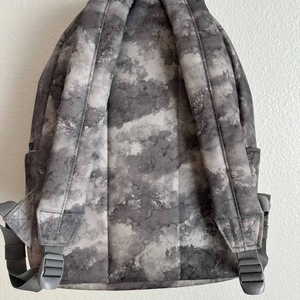 Herschel Supply Company Marble Gray Backpack - Picture 4 of 9